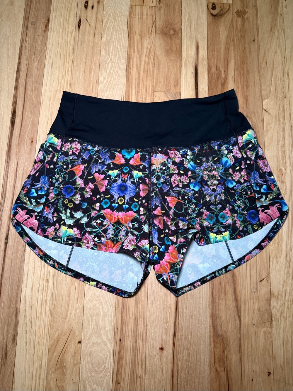 Lululemon Speed Up High-Rise Lined Short 4" Flowerscope - Picture 2 of 7